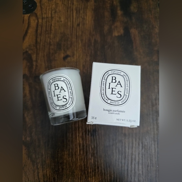 NEW! Diptyque, Baies (Berries) Candle, 35g - Picture 5 of 5